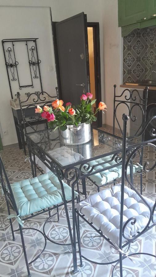 Appartement Authentique Au Bord Du Fleuve Herault Agde Buitenkant foto